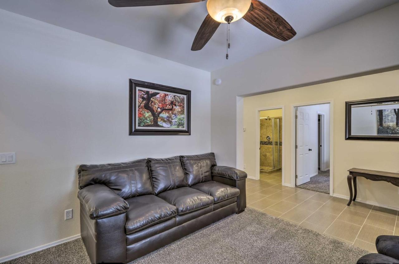 Spacious Pinetop-Lakeside Home With Hot Tub And Grill! Екстериор снимка