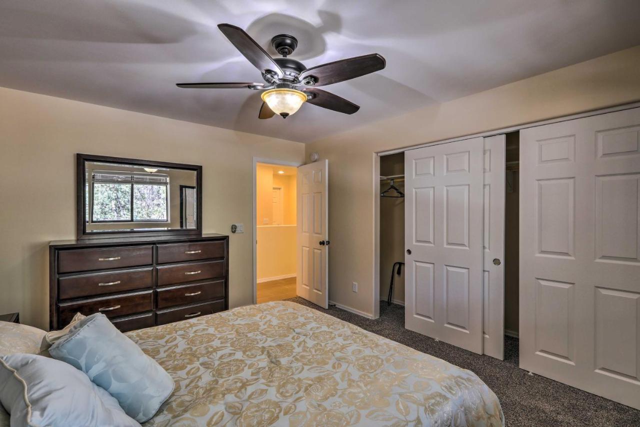 Spacious Pinetop-Lakeside Home With Hot Tub And Grill! Екстериор снимка
