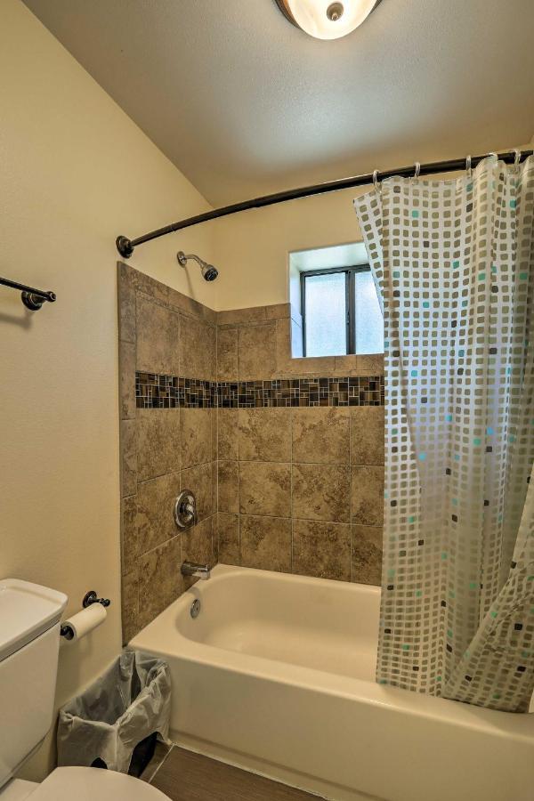 Spacious Pinetop-Lakeside Home With Hot Tub And Grill! Екстериор снимка